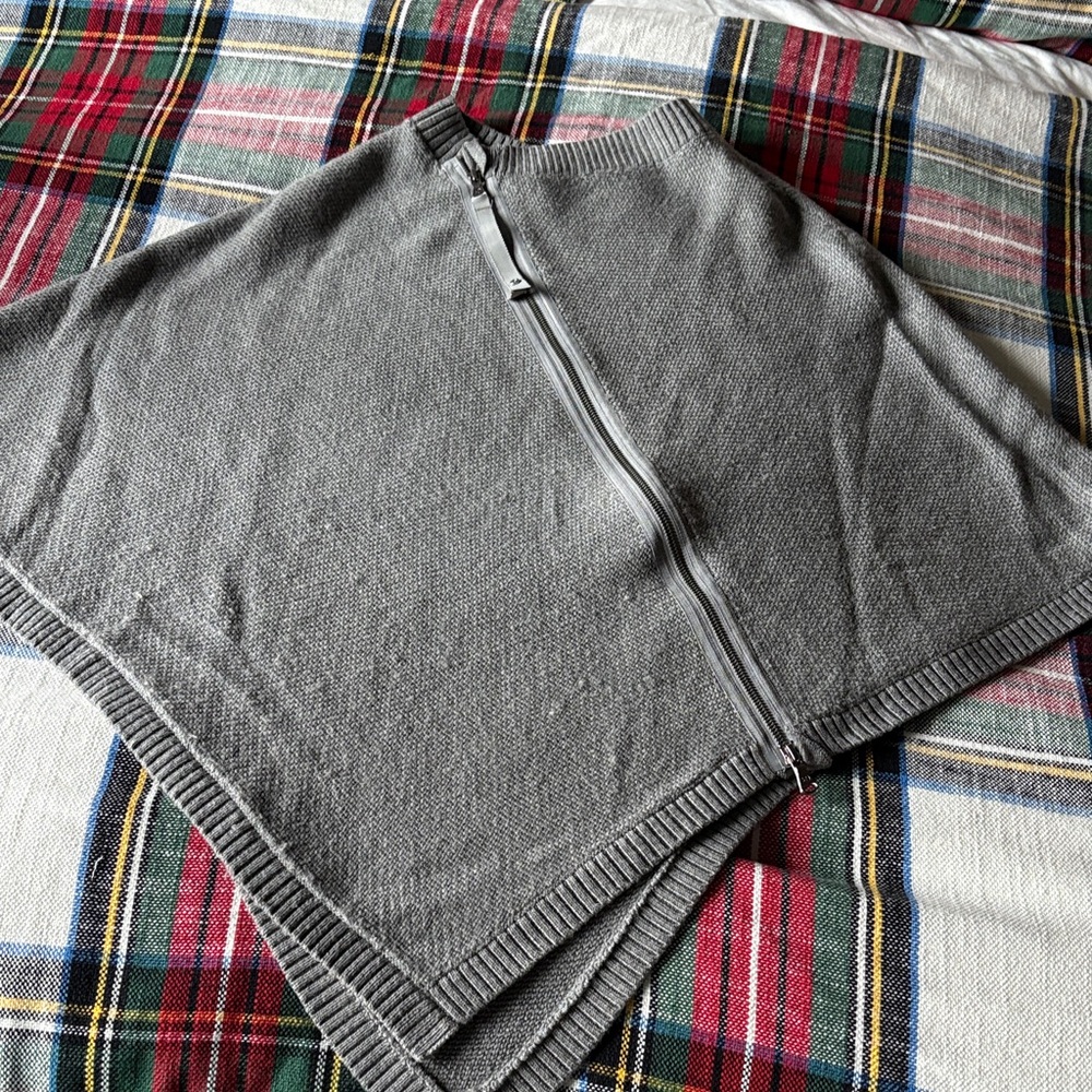 lululemon athletica Women’s  Zip-Up Sweater in Gray